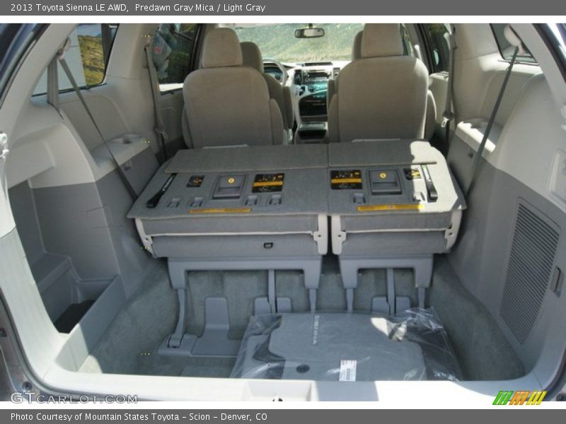 Predawn Gray Mica / Light Gray 2013 Toyota Sienna LE AWD