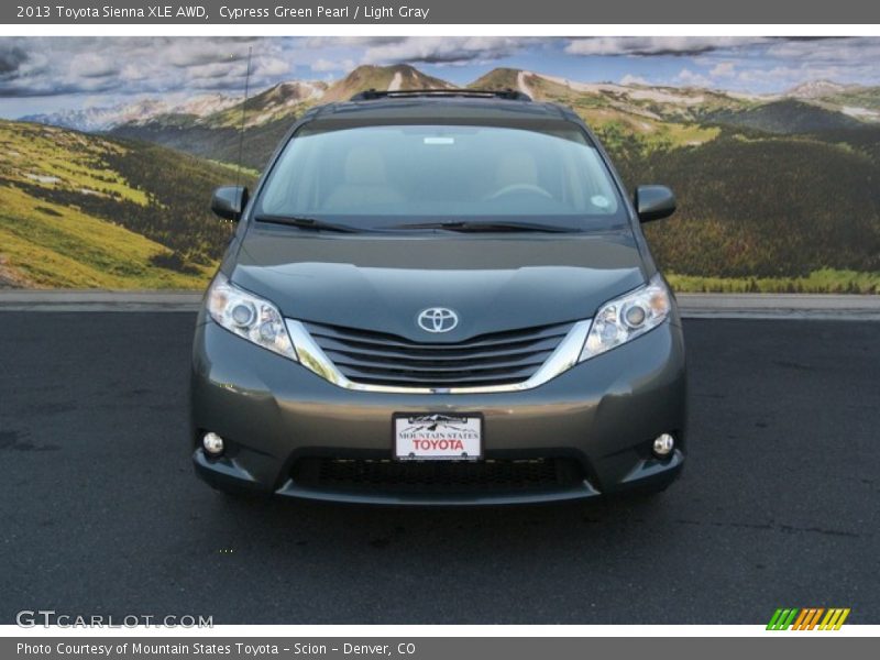 Cypress Green Pearl / Light Gray 2013 Toyota Sienna XLE AWD