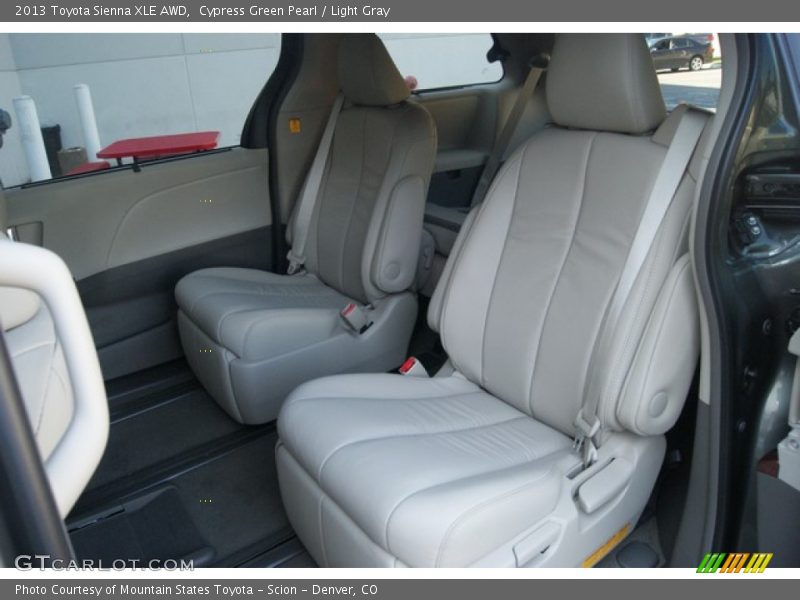 Cypress Green Pearl / Light Gray 2013 Toyota Sienna XLE AWD