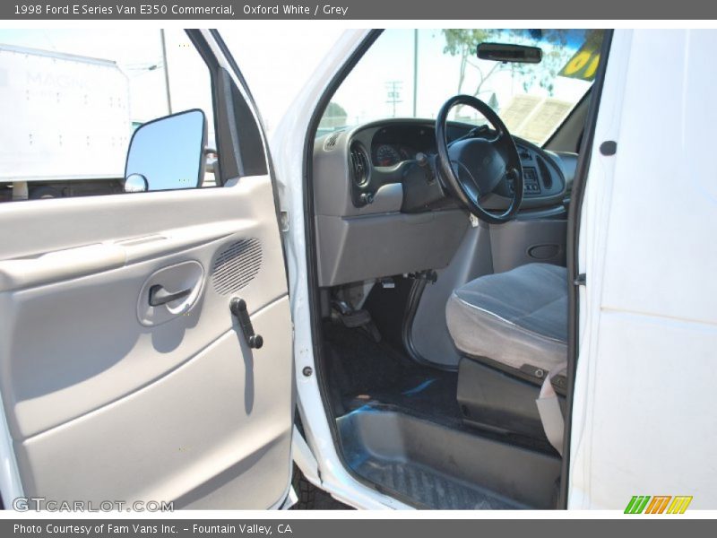 Oxford White / Grey 1998 Ford E Series Van E350 Commercial
