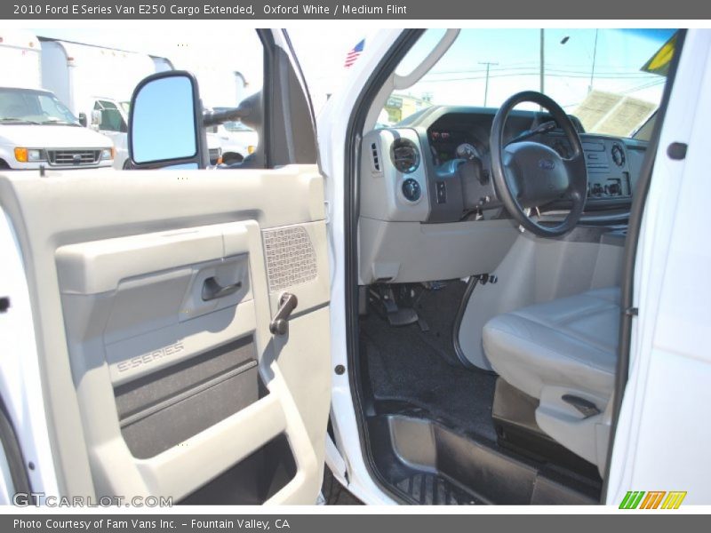 Oxford White / Medium Flint 2010 Ford E Series Van E250 Cargo Extended