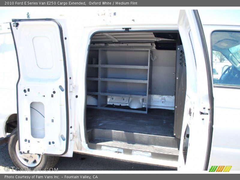 Oxford White / Medium Flint 2010 Ford E Series Van E250 Cargo Extended