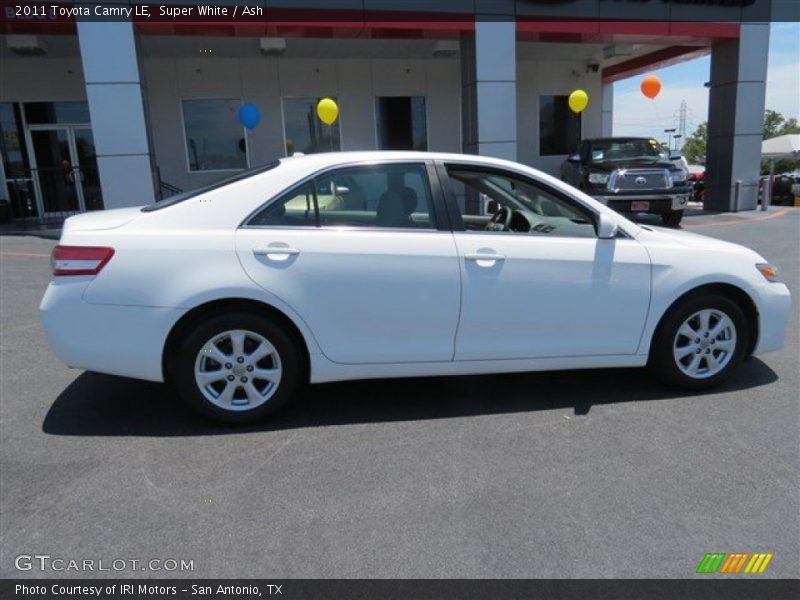 Super White / Ash 2011 Toyota Camry LE