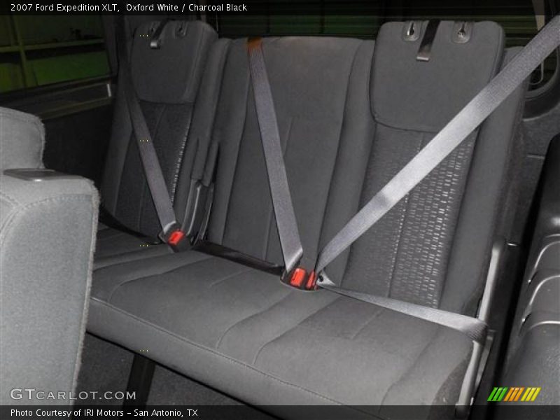 Oxford White / Charcoal Black 2007 Ford Expedition XLT