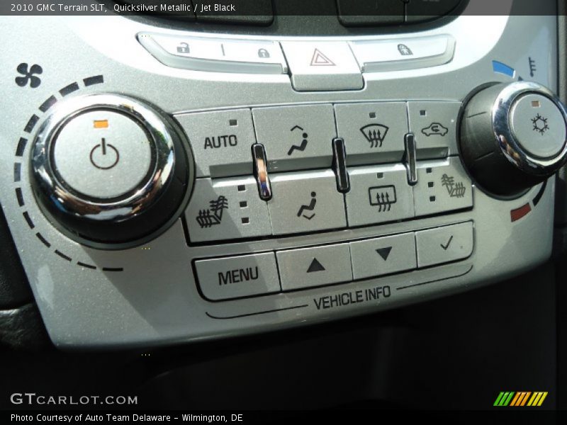 Quicksilver Metallic / Jet Black 2010 GMC Terrain SLT