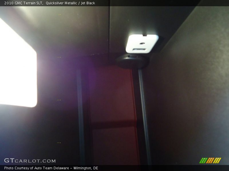 Quicksilver Metallic / Jet Black 2010 GMC Terrain SLT