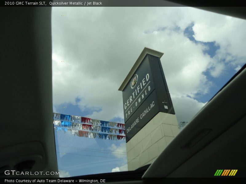 Quicksilver Metallic / Jet Black 2010 GMC Terrain SLT