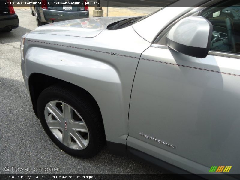 Quicksilver Metallic / Jet Black 2010 GMC Terrain SLT