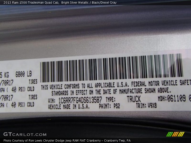 Bright Silver Metallic / Black/Diesel Gray 2013 Ram 1500 Tradesman Quad Cab