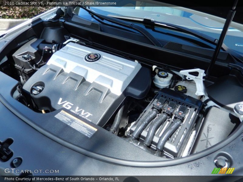 Platinum Ice Tricoat / Shale/Brownstone 2010 Cadillac SRX V6