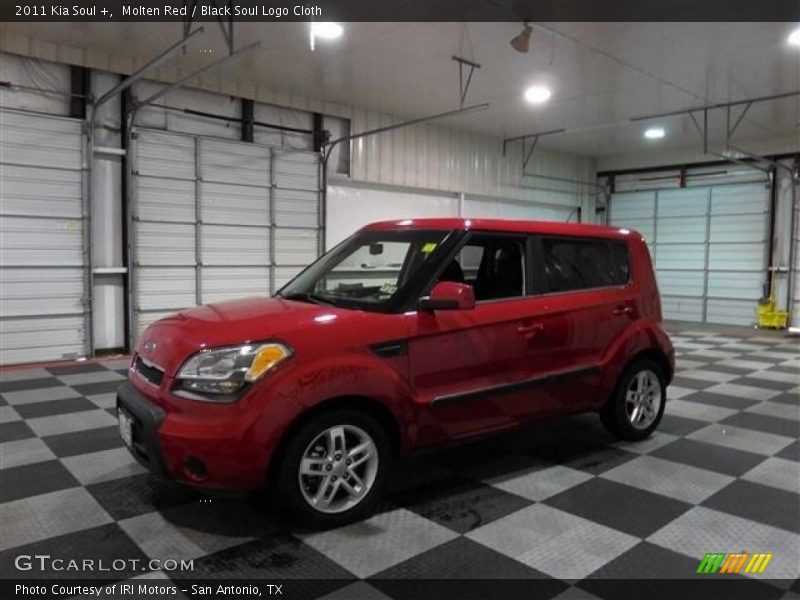 Molten Red / Black Soul Logo Cloth 2011 Kia Soul +
