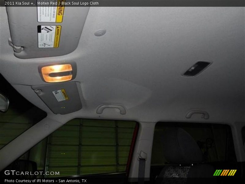 Molten Red / Black Soul Logo Cloth 2011 Kia Soul +