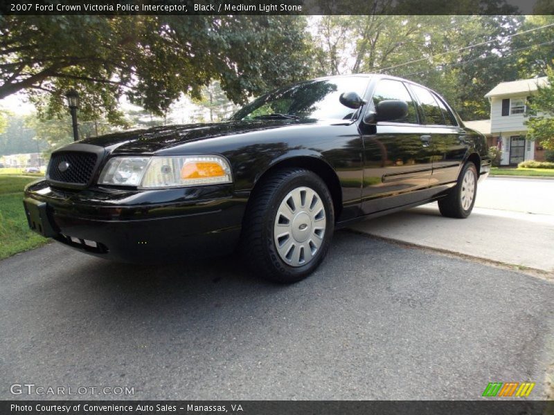 Front 3/4 View of 2007 Crown Victoria Police Interceptor