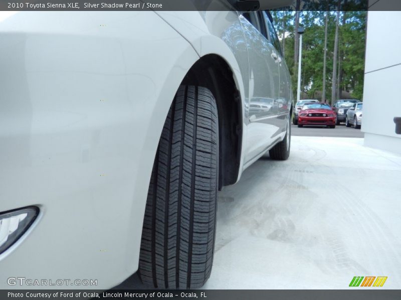 Silver Shadow Pearl / Stone 2010 Toyota Sienna XLE