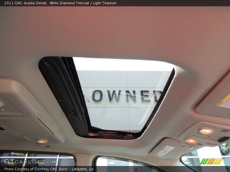 White Diamond Tintcoat / Light Titanium 2011 GMC Acadia Denali