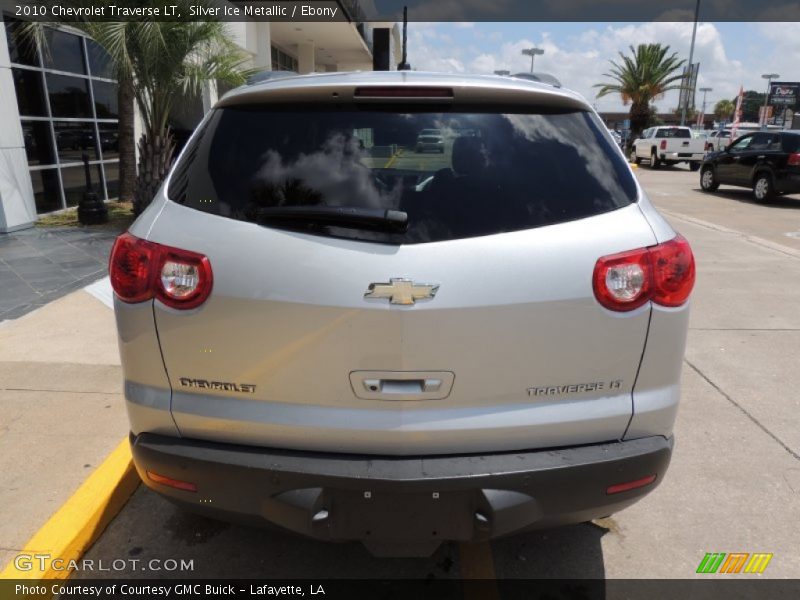 Silver Ice Metallic / Ebony 2010 Chevrolet Traverse LT