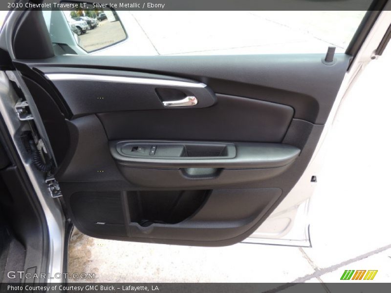 Silver Ice Metallic / Ebony 2010 Chevrolet Traverse LT