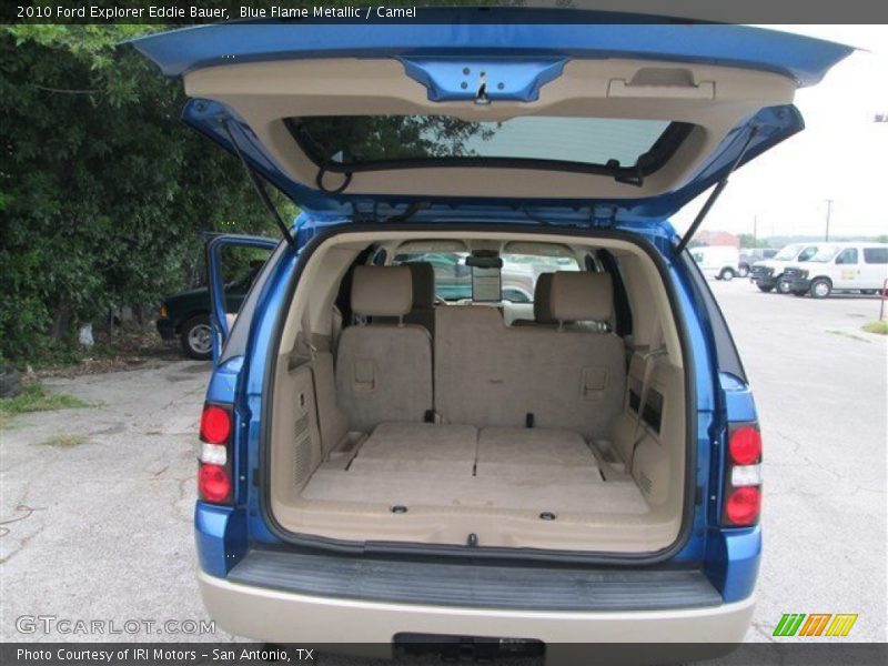  2010 Explorer Eddie Bauer Trunk