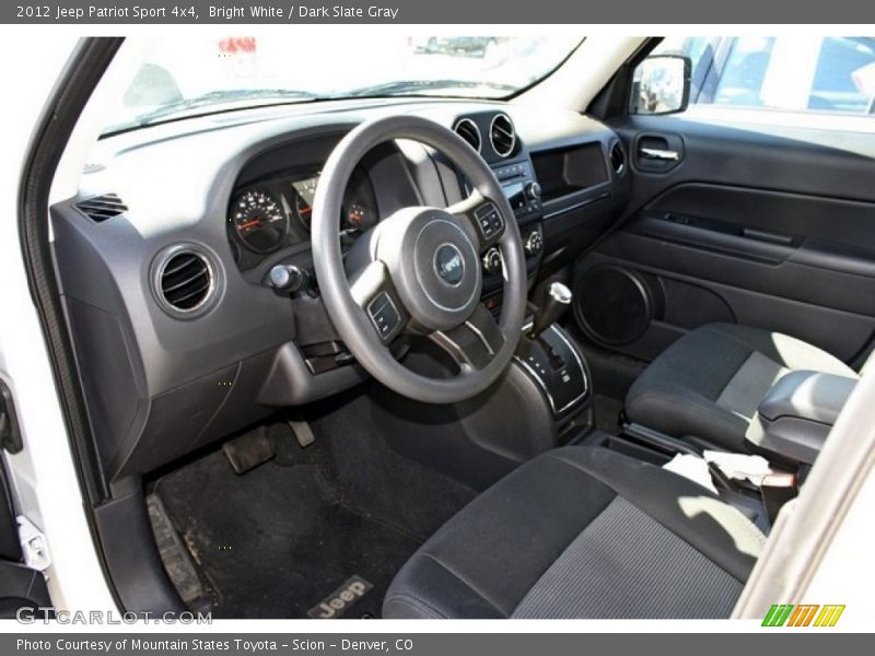 Bright White / Dark Slate Gray 2012 Jeep Patriot Sport 4x4