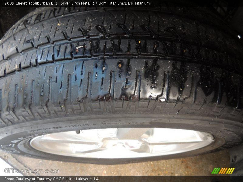Silver Birch Metallic / Light Titanium/Dark Titanium 2009 Chevrolet Suburban LTZ