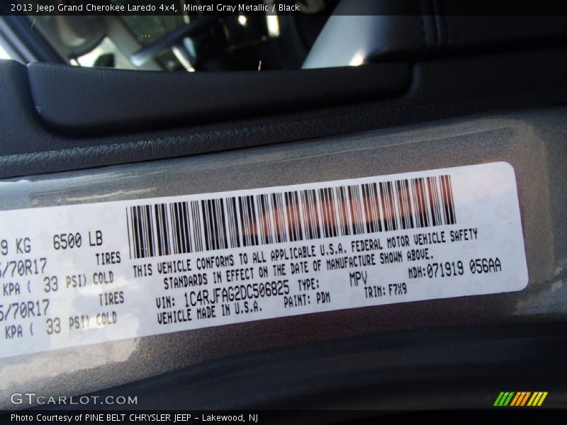 Mineral Gray Metallic / Black 2013 Jeep Grand Cherokee Laredo 4x4