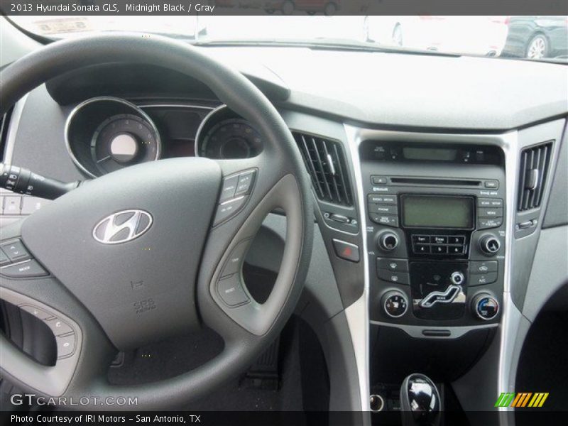 Midnight Black / Gray 2013 Hyundai Sonata GLS