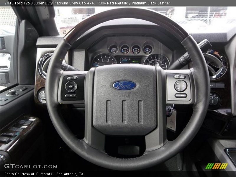  2013 F250 Super Duty Platinum Crew Cab 4x4 Steering Wheel