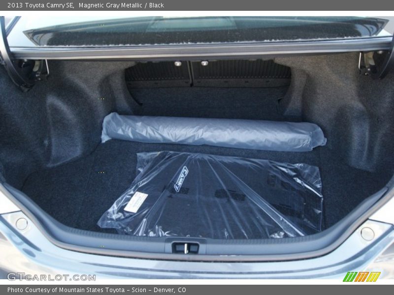 Magnetic Gray Metallic / Black 2013 Toyota Camry SE