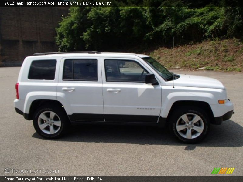 Bright White / Dark Slate Gray 2012 Jeep Patriot Sport 4x4