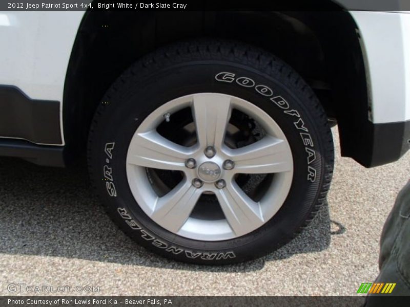Bright White / Dark Slate Gray 2012 Jeep Patriot Sport 4x4