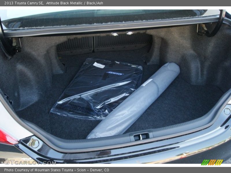 Attitude Black Metallic / Black/Ash 2013 Toyota Camry SE