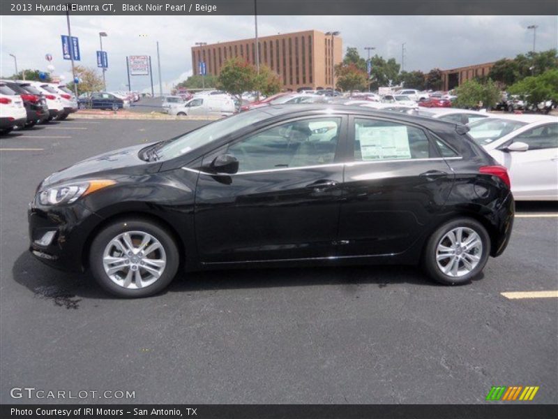 Black Noir Pearl / Beige 2013 Hyundai Elantra GT