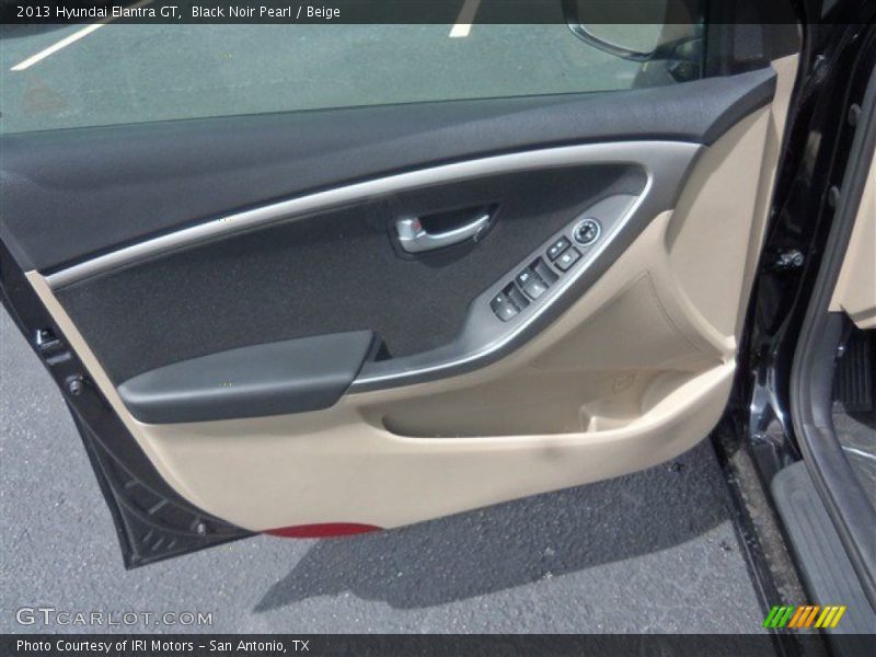 Black Noir Pearl / Beige 2013 Hyundai Elantra GT