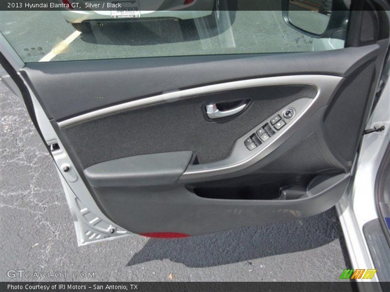 Silver / Black 2013 Hyundai Elantra GT