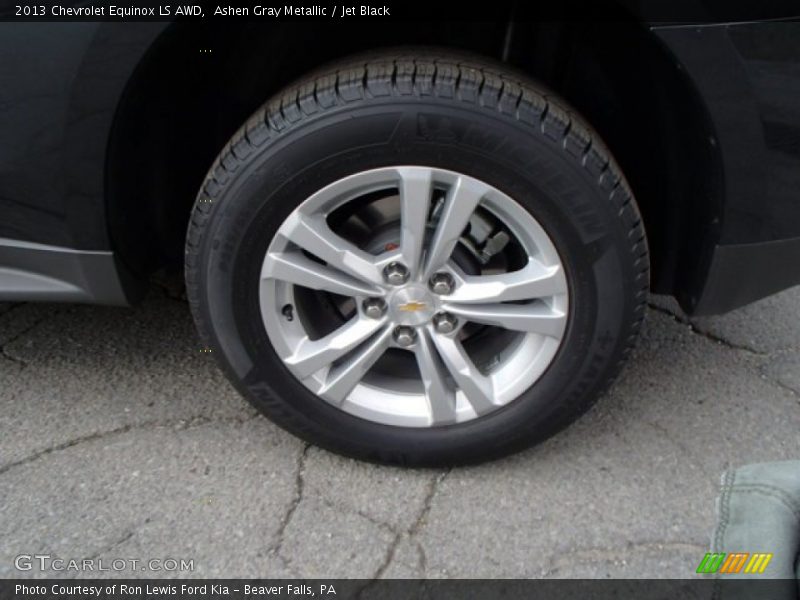 Ashen Gray Metallic / Jet Black 2013 Chevrolet Equinox LS AWD