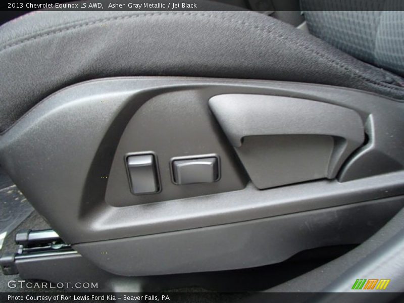 Ashen Gray Metallic / Jet Black 2013 Chevrolet Equinox LS AWD