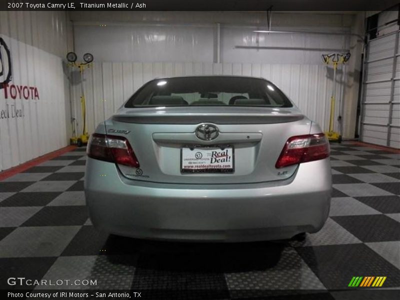 Titanium Metallic / Ash 2007 Toyota Camry LE