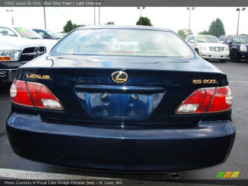 Blue Onyx Pearl / Light Charcoal 2002 Lexus ES 300