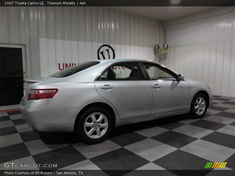 Titanium Metallic / Ash 2007 Toyota Camry LE