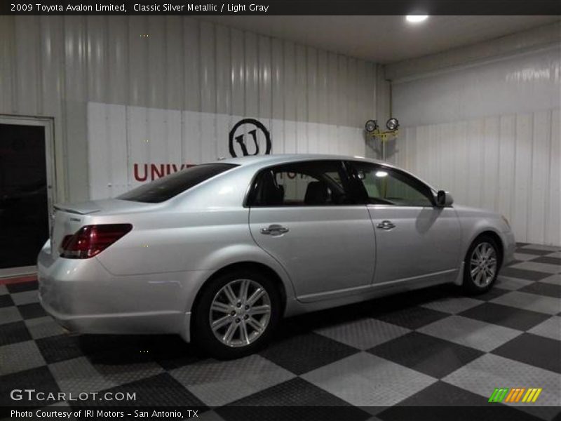 Classic Silver Metallic / Light Gray 2009 Toyota Avalon Limited
