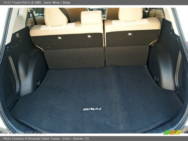 Super White / Beige 2013 Toyota RAV4 LE AWD