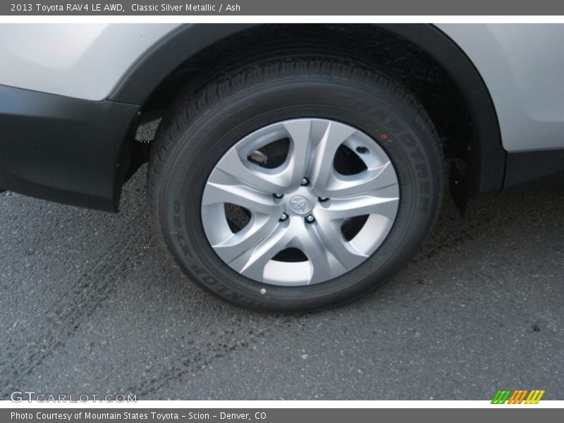 Classic Silver Metallic / Ash 2013 Toyota RAV4 LE AWD