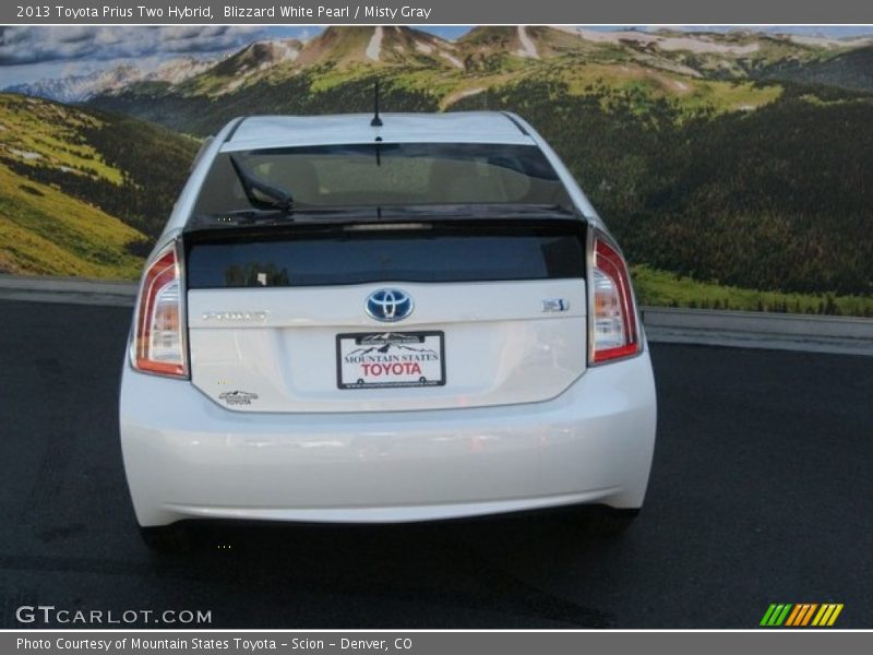 Blizzard White Pearl / Misty Gray 2013 Toyota Prius Two Hybrid