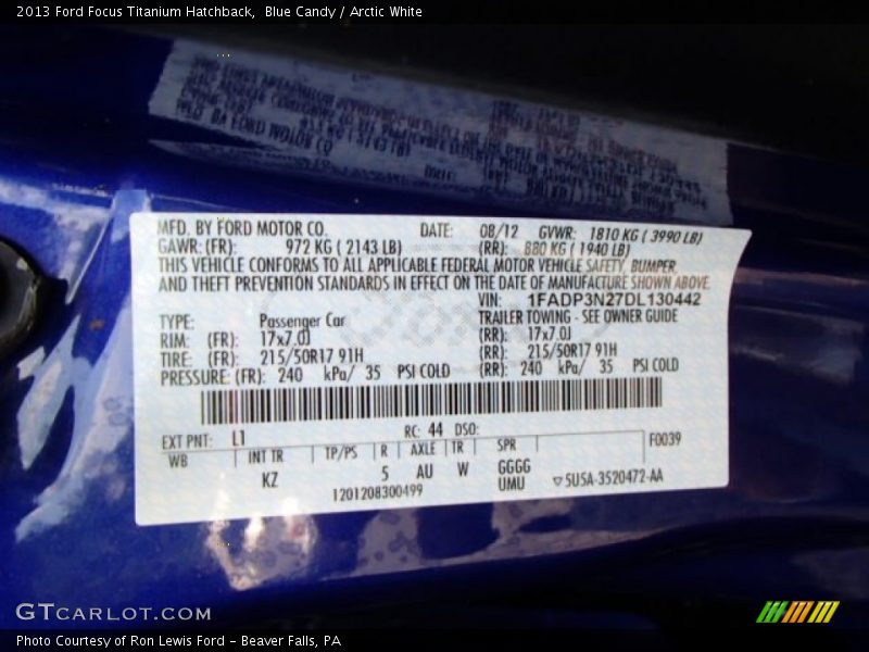 Blue Candy / Arctic White 2013 Ford Focus Titanium Hatchback