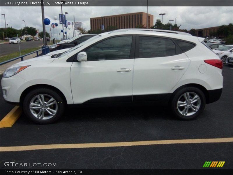 Cotton White / Taupe 2013 Hyundai Tucson GLS