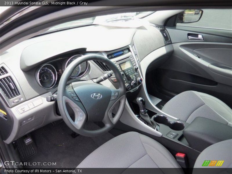 Midnight Black / Gray 2013 Hyundai Sonata GLS