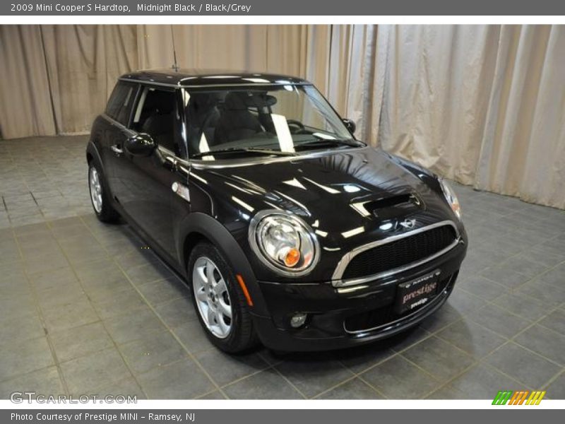 Midnight Black / Black/Grey 2009 Mini Cooper S Hardtop