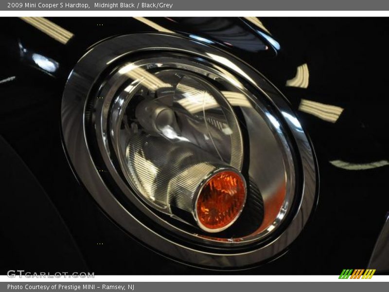 Midnight Black / Black/Grey 2009 Mini Cooper S Hardtop