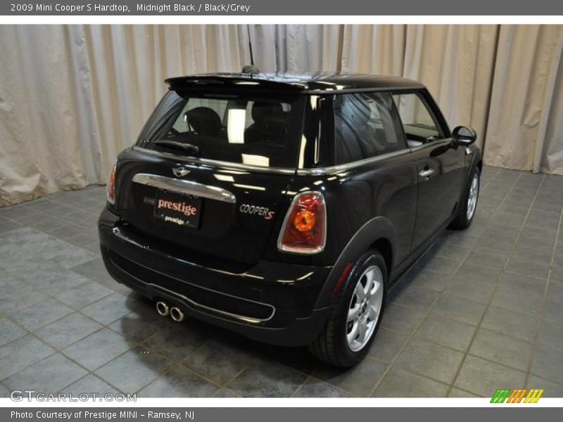 Midnight Black / Black/Grey 2009 Mini Cooper S Hardtop