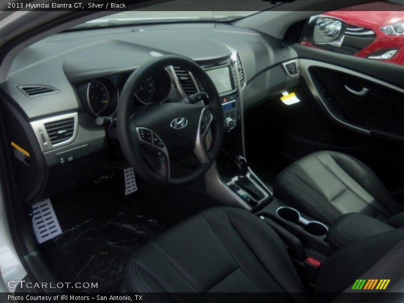 Silver / Black 2013 Hyundai Elantra GT
